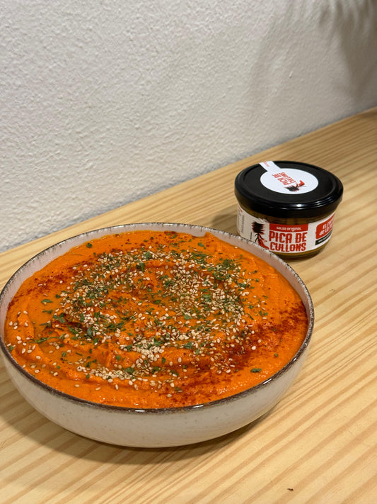 Hummus picante con pimiento del piquillo